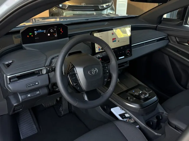 Toyota C-HR+ First Edition 77 kWh 20' lmv