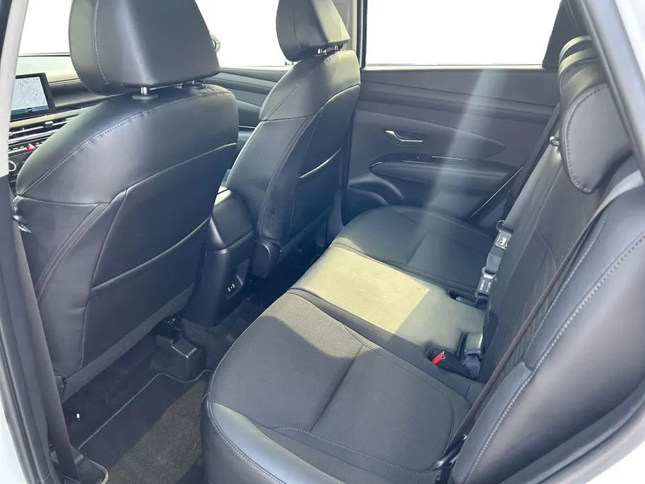 Hyundai Tucson 1.6 T-GDI HEV Comfort Smart | Navi | Camera | Climate control