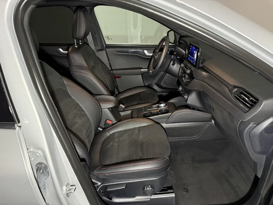 Ford Kuga 2.5 PHEV ST-Line 225 PK | Winterpack | 18' Lichtmetalen Velgen