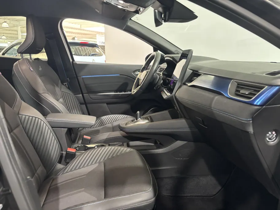 Renault Captur 160PK E-Tech Full Hybrid Esprit Alpine Automaat | DEMO | Sidebars | Adaptive Cruise Control | Camera | Digital Cockpit | Apple CarPlay/Android Auto | Climate Control | Parkeersensoren | Lichtmetalen Velgen |
