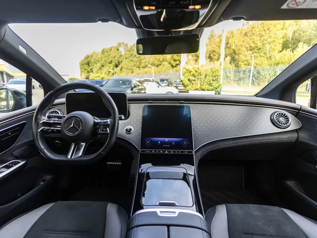 Mercedes-Benz EQE 300 Business Line 89 kWh SOH 95,83%