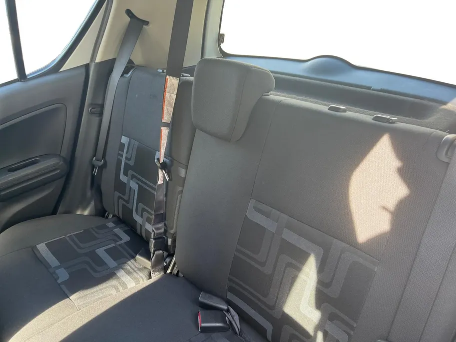 Suzuki Splash 1.0 VVT Comfort | Dealer onderhouden | Zeer lage kilometerstand | Compacte en zuinige auto met hoge zit | Airco