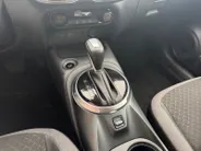 Nissan Juke 1.6 Hybrid N-Connecta Lichtmetalen velgen | Navigatie | Apple Carplay/ Android Auto | Achteruitrijcamera | Climate Control | Parkeersensoren voor & achter |