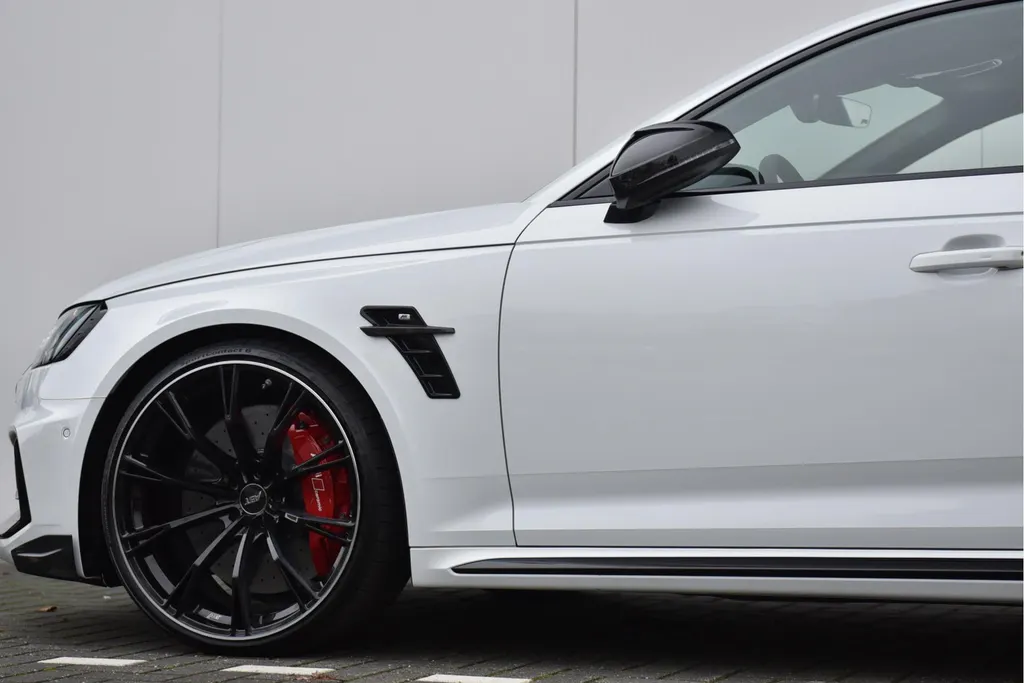 Audi RS4 Avant 2.9 TFSI RS4+ quattro