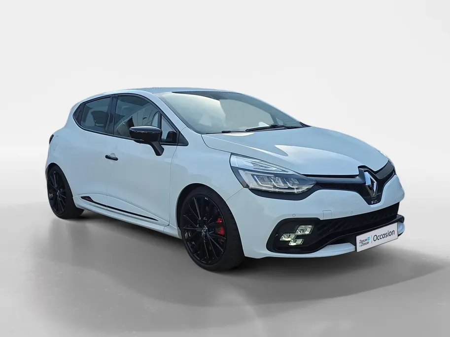 Renault Clio 1.6 Turbo R.S. Trophy 220PK| Automaat | Akrapovic  | Achteruitrijcamera | Bose Sound | Stoelverwarming | Lederen bekleding | 12 maanden garantie! |