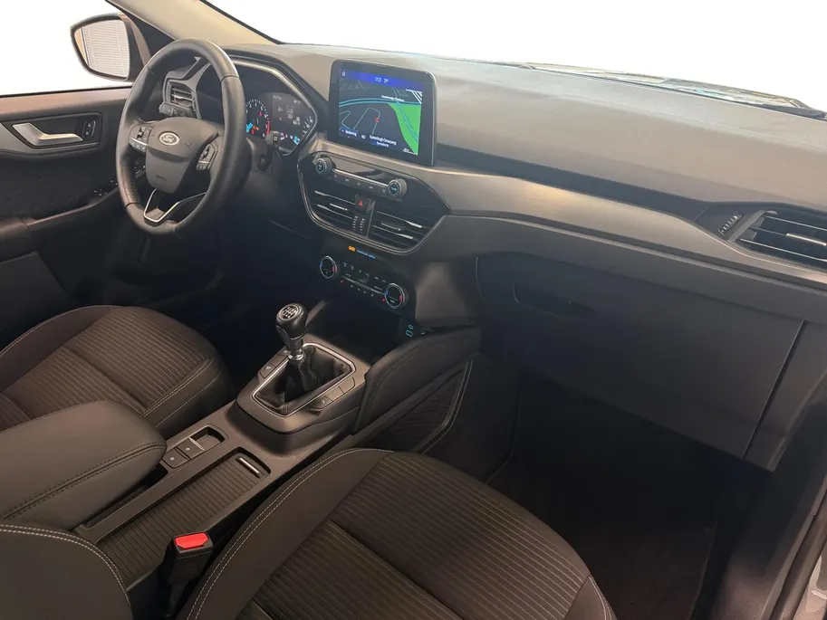 Ford Kuga 1.5 ECOBOOST | TITANIUM | 1600KG TREKGEWICHT | NL-AUTO |
