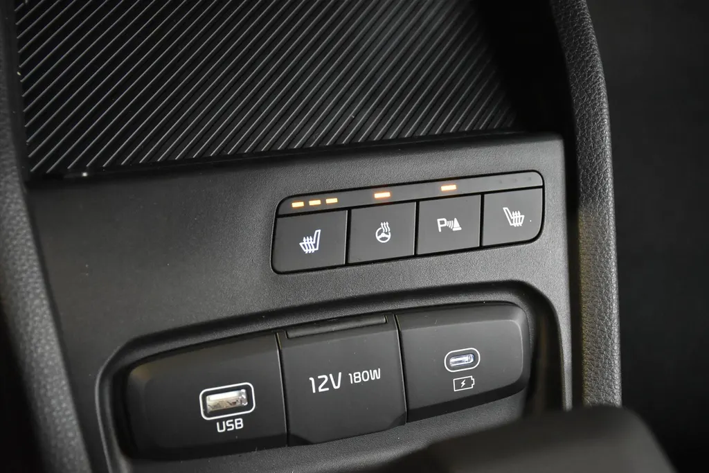 Kia Stonic 1.0 T-GDi MHEV 115pk DynamicPlusLine