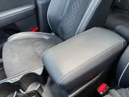 Kia Sportage 1.6 T-GDi Plug-in Hybrid AWD GT-Line Origineel Nederlands | Dealer onderhouden| Resterende fabrieksgarantie | Stoelverwarming + stuurverwarming | Schuifkanteldak |