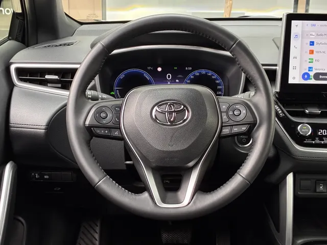 Toyota Corolla Cross 2.0 HP Hybrid First Edition | Trekhaak