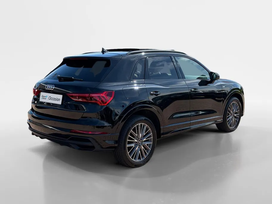 Audi Q3 45 TFSI e S edition *Automaat*Navi+360Camera*Climate Control*Virtual Cockpit*Sonos Audio*Elektrische achterklep*Zeer nette auto!