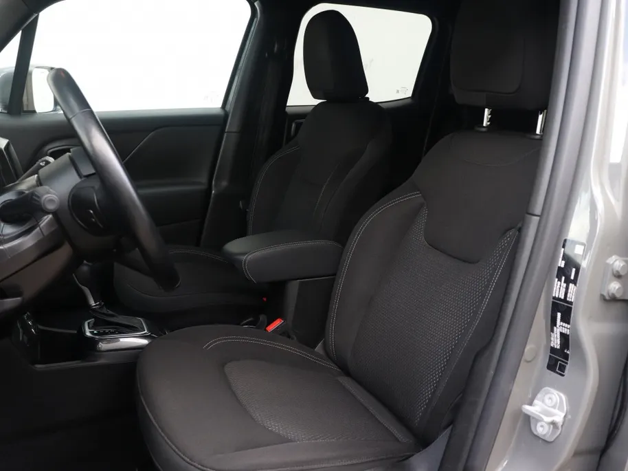 Jeep Renegade 4xe 240 PK Hybrid S | Navi | Carplay | LED | Trekhaak | 19'