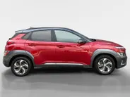 Hyundai Kona 1.6 GDI HEV Fashion | Trekhaak | Adaptive Cruise | Lane Assist | Camera | Climate Control | Navi | Apple Carplay | Android Auto | 1 Jaar Bovag Garantie |