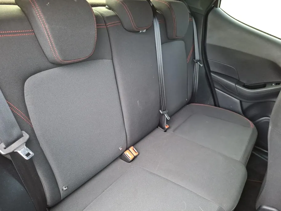 Ford Fiesta 1.0 EcoBoost Hybrid ST-Line X | NL-Auto | 1e Eigenaar | Dealeronderhouden | Winterpack | Camera | B&O Audio | Parkeersensoren | Cruisecontrol | 17' Lichtmetaal | Apple Carplay&Android Auto | Keyless Entry | Draadloos telefoonoplader | Parkeer assistent | 