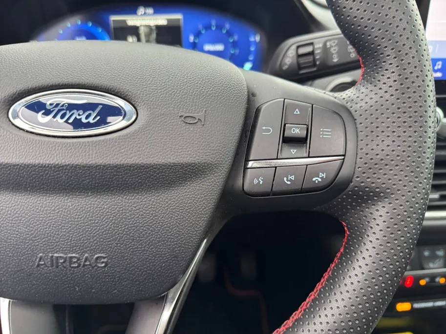 Ford Puma 1.0 EcoBoost Hybrid ST-Line X | Schuif & kantel dak! Apple Carplay/Android Auto | Adaptive Cruise Control | Achteruitrijcamera | BLISS | Driver Assistance Pack | Panormadak | Winter Pack | Trekhaak | B&O | 12 Maanden BOVAG Garantie |
