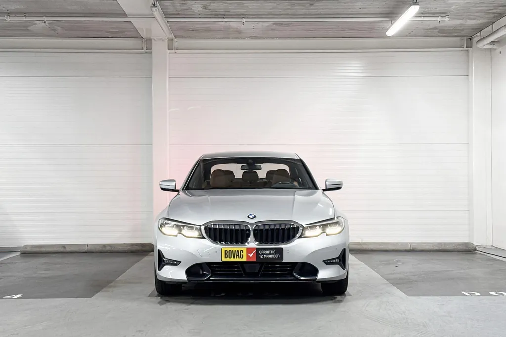 BMW 3 Serie Sedan 330i High Executive Edition