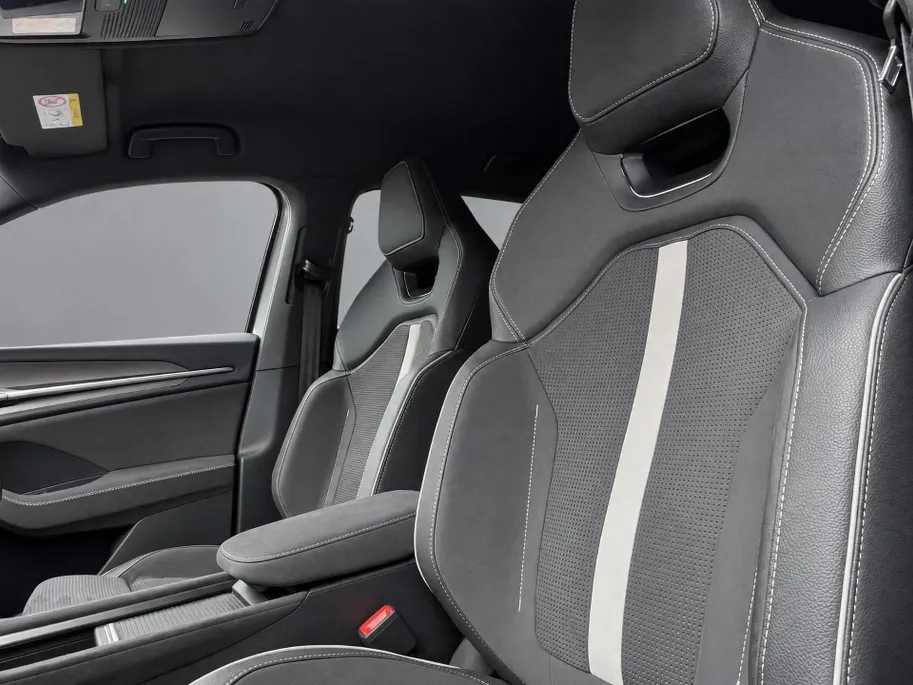 Škoda Kodiaq Sportline Business 1.5 TSI PHEV 150kW / 204PK DSG | Trekhaak | Herwaardering | Uit voorraad leverbaar!