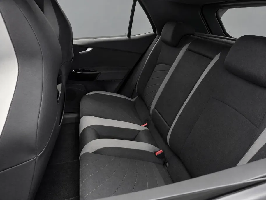 Volkswagen ID.3 204pk Pro S Business 77 kWh · SOH 94,4% · 360 Camera · Elek. Voorstoelen · Apple/Android Car Play · Dodehoek Detectie · Sportstoelen · 19'' Inch ·