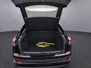 Audi Q4 Sportback e-tron 45 quattro 82 kWh / 285pk S Edition · SONOS · Trekhaak  · Camera  · Elektrische stoelverstelling · Stoelverwarming · Apple/Android Car Play · 20'' ·