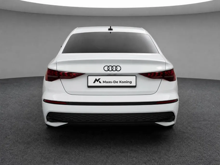 Audi A3 Limousine Advanced edition 30 TFSI 116 PK Limousine · Sonos · Optiekpakket zwart plus · Lichtpakket plus ambient light · MEGA Sale