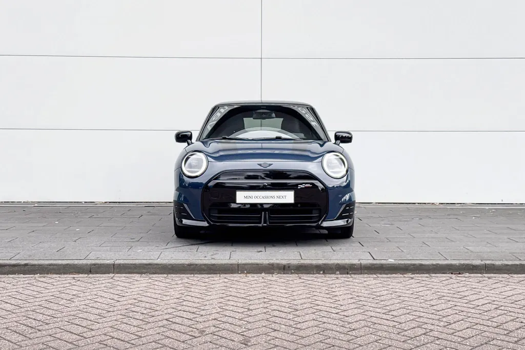 MINI Cooper 3-deurs Electric Cooper E John Cooper Works L 40.7 kWh