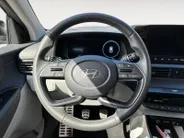 Hyundai Bayon Premium | Clima | Uniek |SUPER GAVE ACTIE, EXTRA DEMO KORTING en INCLUSIEF FABRIEKSGARANTIE! Wordt mee gereden (demo) bezichtiging op afspraak.