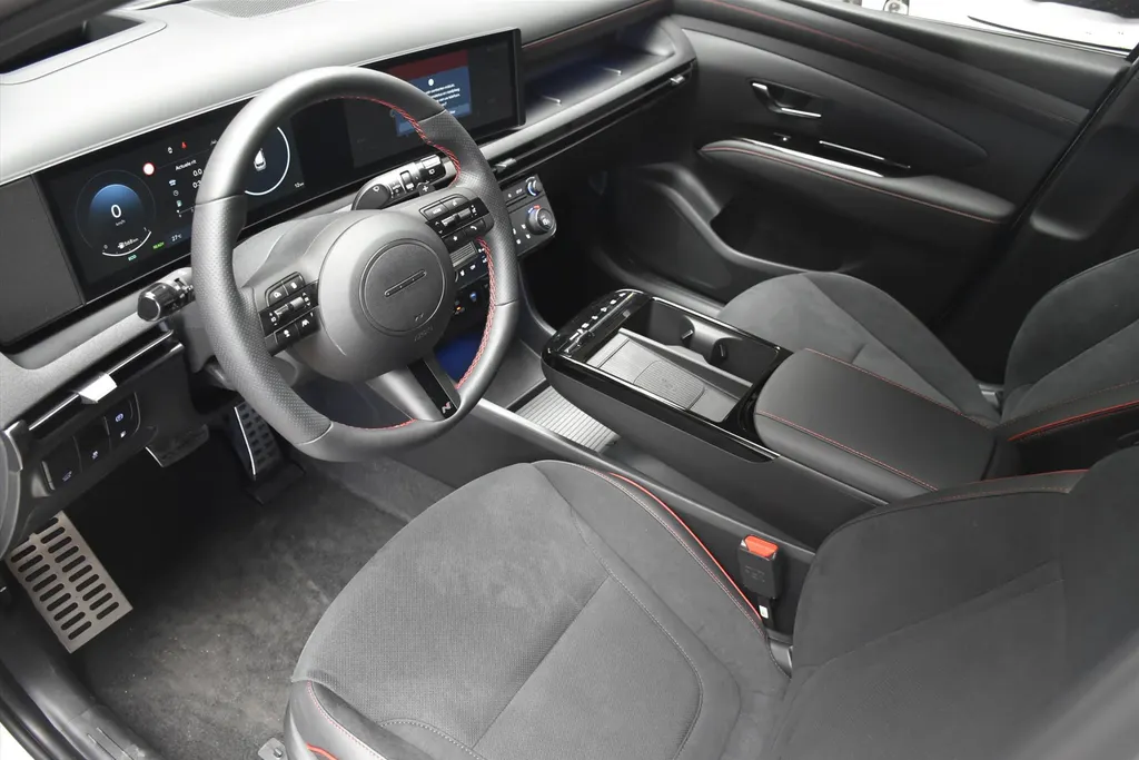 Hyundai Tucson 1.6 T-GDi HEV 2WD Aut N-Line Business Sky / Voorraad deal