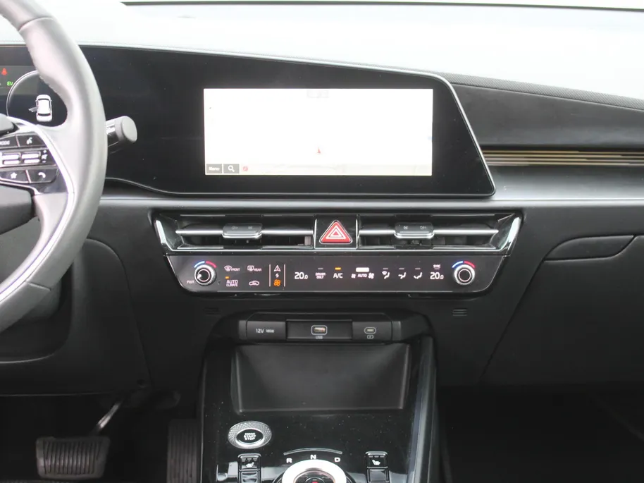 Kia Niro 1.6 GDi Hybrid DynamicPlusLine | Schuif-/kanteldak | Stuur-/stoelverwarming | Cruise adapt. | Camera | Clima | 16' LM | Navi |
