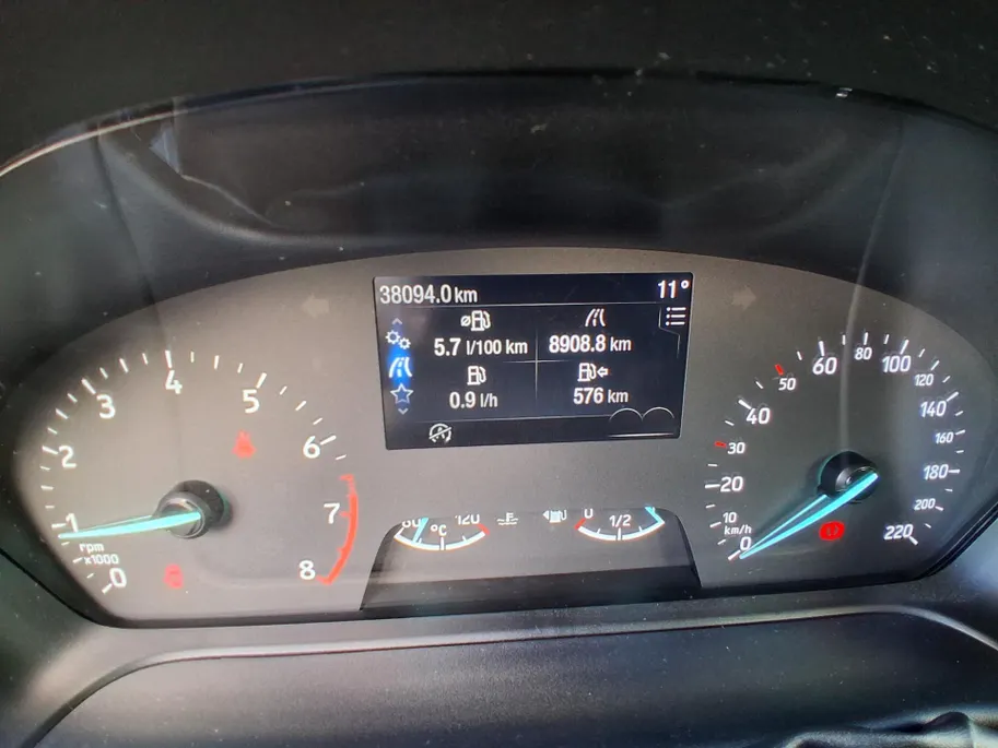 Ford Fiesta 1.0 EcoBoost Hybrid Titanium WINTERPAKKET.
