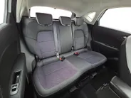 Renault Captur 1.6 E-Tech full hybrid 145 techno Automaat | 1e Eigenaar | Navi | Camera | Two tone metallic lak | Carplay | Bovag garantie | NAP