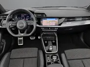 Audi A3 Sportback 40 TFSIe 150kW/204PK S Line · Panoramadak · Apple/Android Car Play · Stoelverwarming