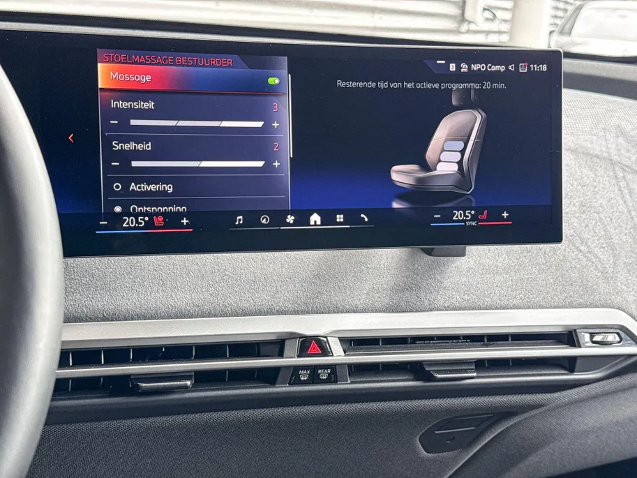 BMW iX xDrive45 101 kWh