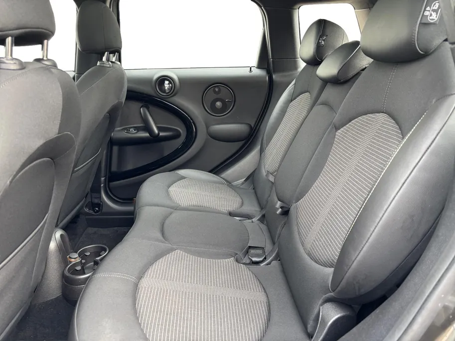 MINI Countryman 1.6 John Cooper Works ALL4 Chili | Pano-dak | Navigatie | 18 Inch | Sportstoelen | Stoel- voorruitverw. |