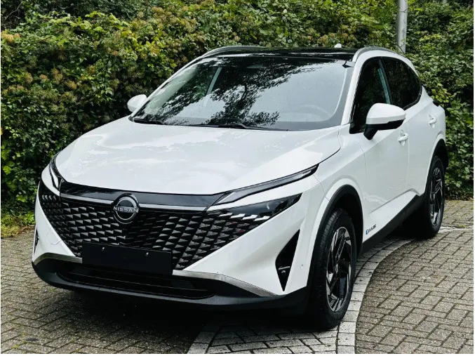 Nissan QASHQAI 1.3 MHEV Xtronic N-Connecta | NISSAN MORE 10 Jaar garantie | €6000,- korting inclusief inruilpremie | Andrioid/Apple Carplay | 360graden camera's | Stoel-/ Stuur-/ Voorruitverwarming | Panoramadak |