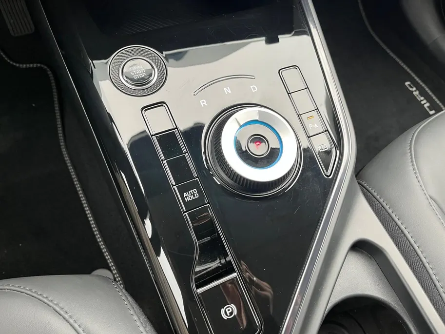 Kia Niro 1.6 GDi Hybrid DynamicLine | Navi | Clima | Camera | Adaptive Cruise | Trekhaak | Apple Carplay & Android Auto | Parkeersensoren