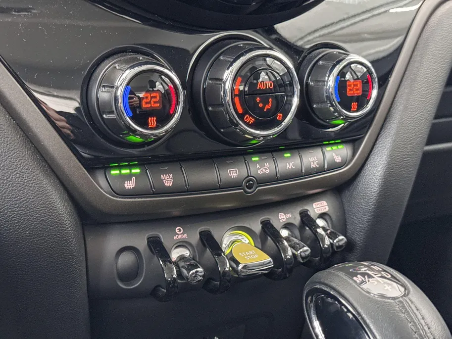 MINI Countryman Cooper S E ALL4 Classic Uitvoering