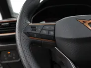CUPRA Formentor 1.4 TSI e-Hybrid 245pk DSG VZ Performance Limited · Panoramadak · Camera · Stuur- & Stoelverwarming · Keyless · Dodehoeksensor · 19'Velgen ·