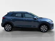 Kia Stonic 1.0 T-GDI MHEV | Automaat | Carplay | Stoel/Stuur verwarming |NU Rijklaarprijs! Incl.12 Maanden, APK, Onderhoudsbeurt etc! Premiumpakket gratis!