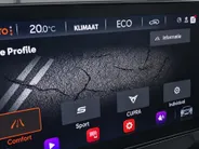 CUPRA Formentor 1.4e-Hybrid 180kW/245PK VZ · Panoramadak · Camera · Navigatie · Apple/Android Car Play · Stuur -& Stoelverwarming · Elektrische stoelverstelling ·