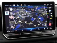 Volkswagen Tiguan 1.5eTSI/150PK R-Line Blackstyle DSG · Panoramadak · Trekhaak · Apple/Android Car Play · Camera · Garantie t/m 30-09-2030 of 100000km.