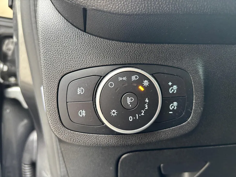Ford Fiesta 1.0 EcoBoost Vignale | Automaat | Achteruitrijcamera | Cruise control | Carplay | Stoelverwarming
