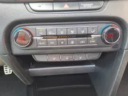 Kia ProCeed 1.0 T-GDI GT-Line | Navigatie | Elektr. schuif/kanteldak | Camera | Apple Carplay/Android Auto Stoel en stuur verwarming | Sensoren