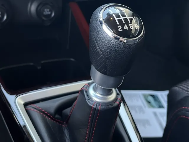 Suzuki Swift 1.4 Sport Smart Hybrid | Navi | Camera | 14483km