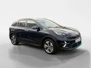 Kia e-Niro DynamicPlusLine 64 kWh | NAVI | CAMERA | SCHUIFDAK | TREKHAAK | CLIMATE & CRUISE CONTROLE | ETC...