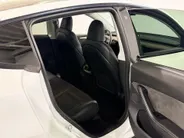 Tesla Model Y 351PK Long Range AWD 75 kWh Automaat | 1e eigenaar | Panoramadak | Basic Autopilot | 360 Camera | Stoelverwarming | Leder | Elektrische Achterklep | Elektrische Stoelen | Full LED |
