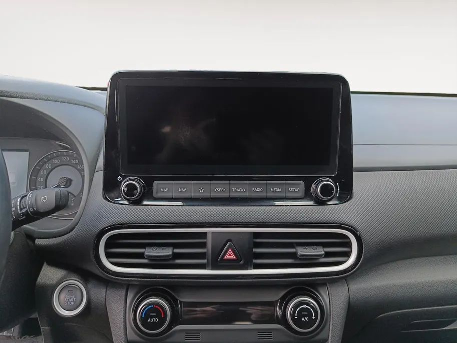 Hyundai Kona 1.6 GDI HEV Premium | Trekhaak | Apple Carplay/Android Auto | Adaptive cruise control | Dodenhoek herkenning | Leren bekleding