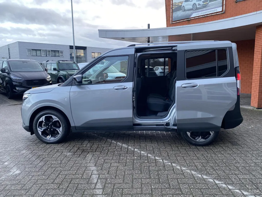 Ford Tourneo Courier courier EV / TREKHAAK / WINTERPAKKET.