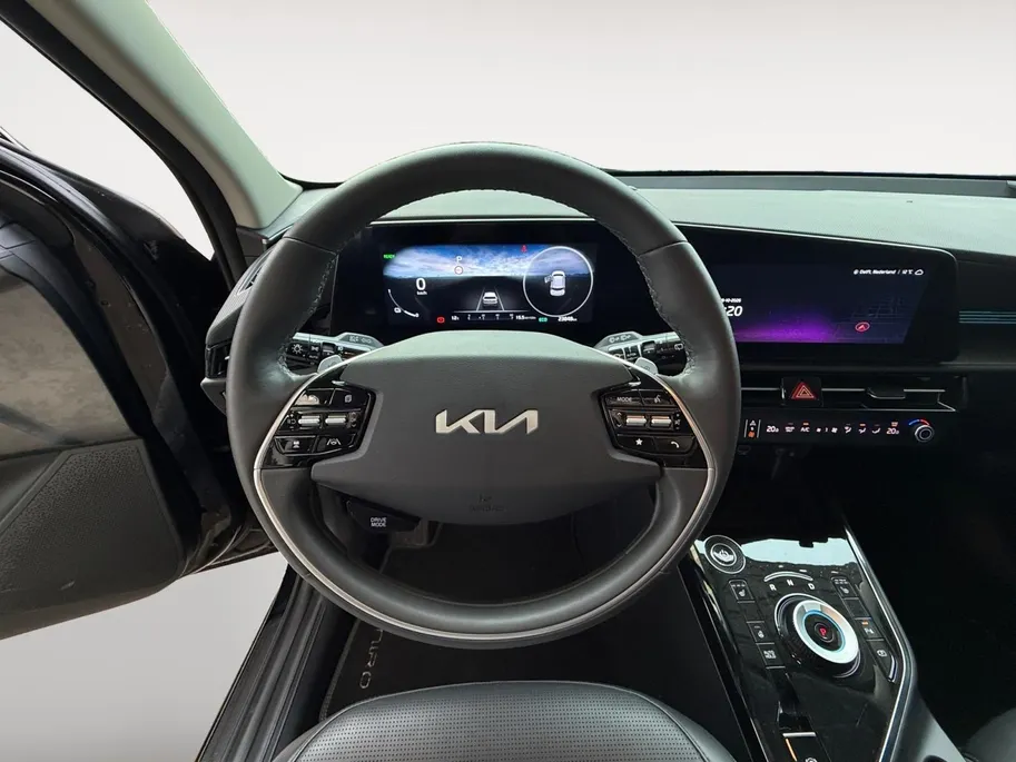 Kia Niro EV Edition Advanced 64.8 kWh | *1E EIGENAAR | FABRIEKSGARANTIE | *LAGE KM-STAND | APPLE CARPLAY/ ANDROID AUTO | STUUR/ STOELVERWARMING | NAVI | CAMERA | ETC…