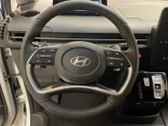 Hyundai Staria 1.6 T-GDI HEV | 3p. | Betimmerd! | Navi | Climate control | Carplay