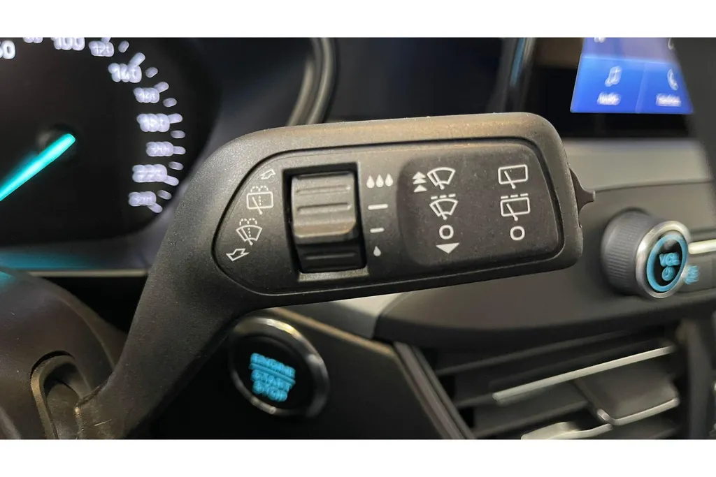 Ford Focus 1.0 EcoBoost Hybrid Active 125 PK | Automaat | Winterpack | Apple Carplay - Android Auto |  Full LED | Keyless Entry & Start |