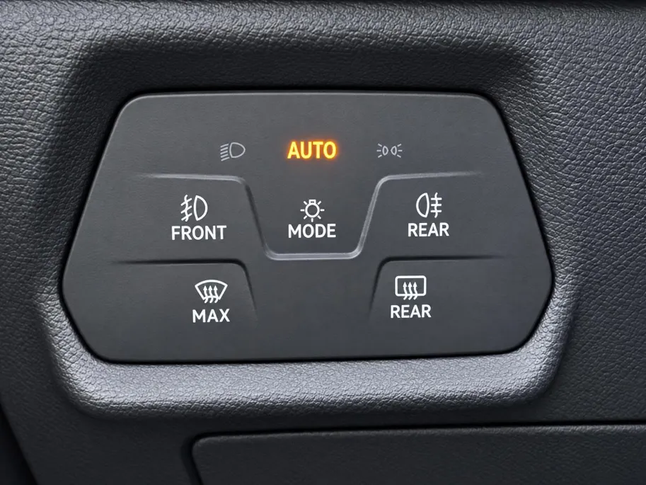 SEAT Leon Sportstourer FR Business 1.5 eHybrid 150 kW / 204 PK Station | Panorama dak | Matrix lichten | Metallic Lak | Herwaardering!!